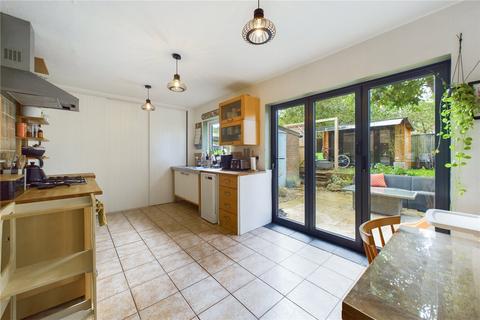 15 Medway Drive, Forest Row, RH18 5NU