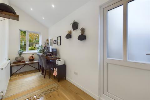 15 Medway Drive, Forest Row, RH18 5NU