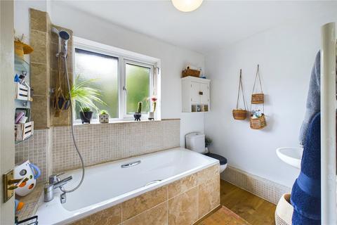 15 Medway Drive, Forest Row, RH18 5NU