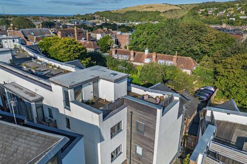 2 bedroom flat for sale, St. Nicholas Lane, Lewes, East Sussex