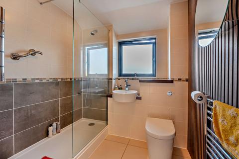 2 bedroom flat for sale, St. Nicholas Lane, Lewes, East Sussex