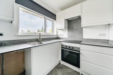 2 bedroom maisonette for sale, St. Georges Drive, Gloucestershire GL51