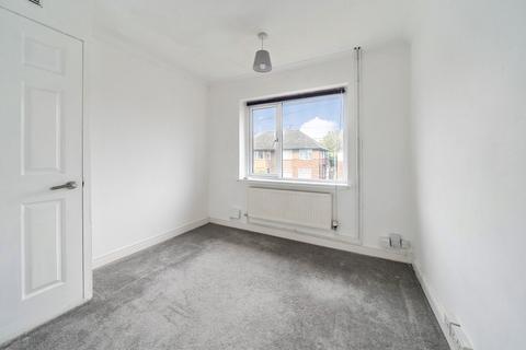 2 bedroom maisonette for sale, St. Georges Drive, Gloucestershire GL51