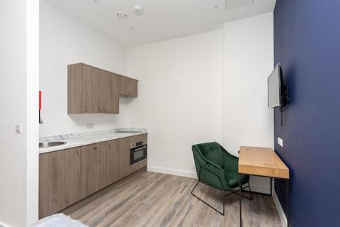 undefined, Bond Street, Bristol BS2