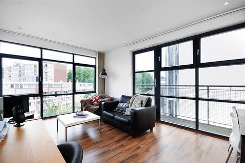 2 bedroom apartment for sale, Copenhagen Place, London, E14