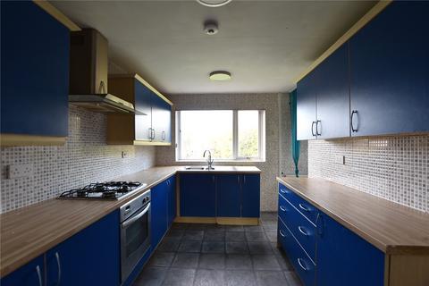 67 Denbigh Drive, Shaw, Oldham, OL2 7EQ