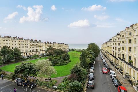 2 bedroom apartment for sale, Brunswick Square, Hove, East Sussex