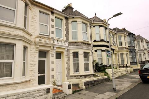 4 bedroom house to rent, Glen Park Avenue, Plymouth PL4