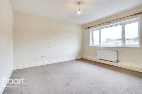 2 bedroom flat for sale, Maple Drive, Nottingham