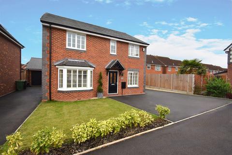 4 bedroom detached house for sale, Stourport DY13