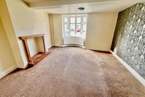 2 bedroom end of terrace house for sale, Desborough Road, Rothwell, Kettering