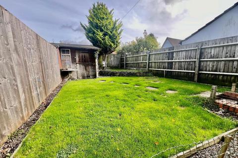 46 Desborough Road, Rothwell, Kettering, NN14 6JG