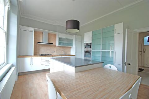 3 bedroom apartment to rent, All Saints Road, Bristol BS8