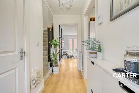 2 Liddell Drive, Basildon, SS14 3PF