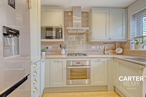 2 Liddell Drive, Basildon, SS14 3PF