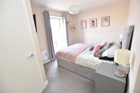 3 bedroom terraced house for sale, Cygnet Way, Shipley, West Yorkshire