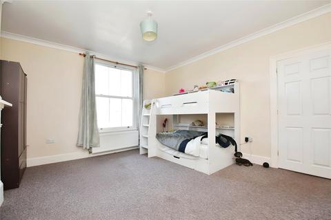 2 bedroom apartment for sale, Sea Road, Felixstowe, Suffolk, IP11