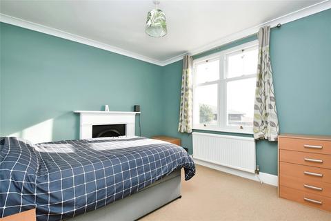 2 bedroom apartment for sale, Sea Road, Felixstowe, Suffolk, IP11