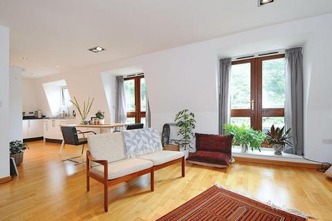 2 bedroom flat for sale, Muswell Hill Road, Highgate