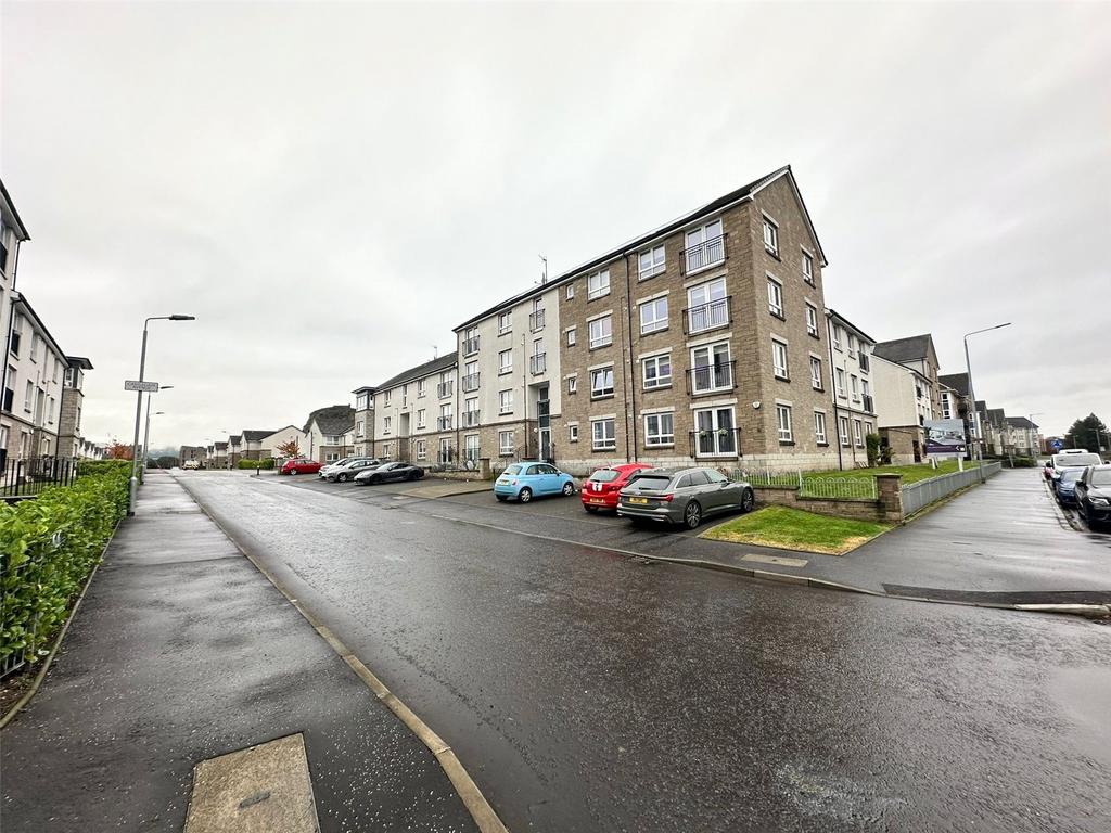 Castlegate Avenue, Dumbarton, G82 2 bed apartment for sale £169,000