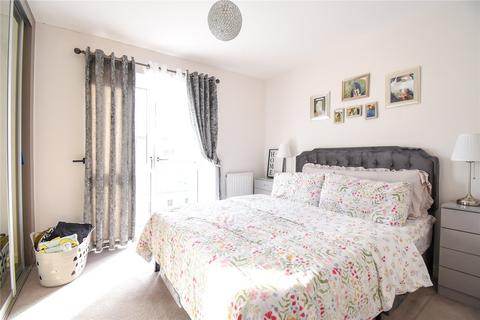 2 bedroom apartment for sale, Wintergreen Boulevard, West Drayton, UB7