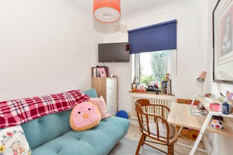 15 Elmbridge Road, Cranleigh, GU6 8NH