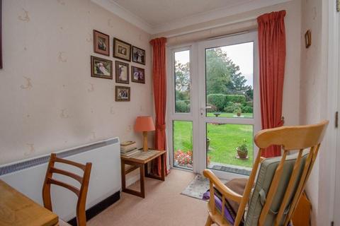 2 bedroom flat for sale, Britannia Court, Christchurch Lane, Downend, Bristol, BS16 5TR