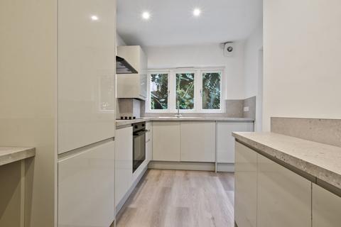 2 bedroom flat to rent, Ground Floor Flat, Muswell Hill Place, Muswel Hill, N10