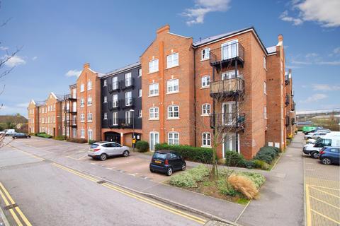 2 bedroom apartment to rent, Coxhill Way, Aylesbury HP21