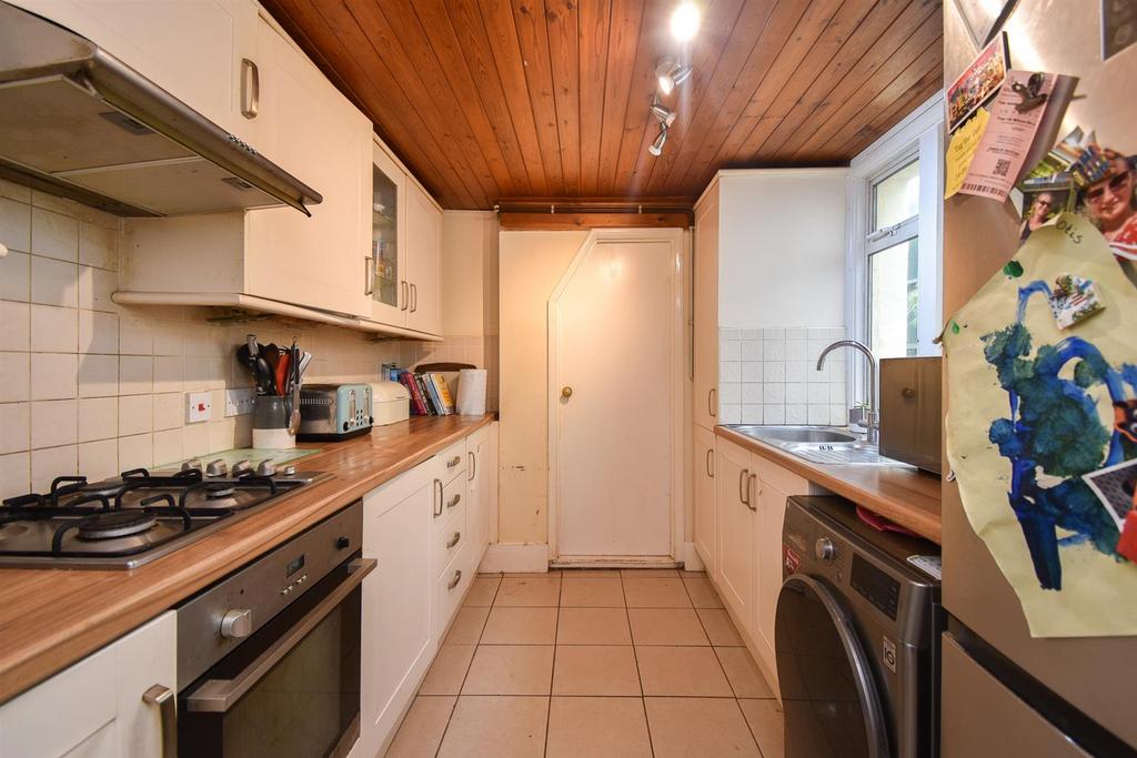 Grove Road, Hastings 3 bed terraced house for sale £255,000