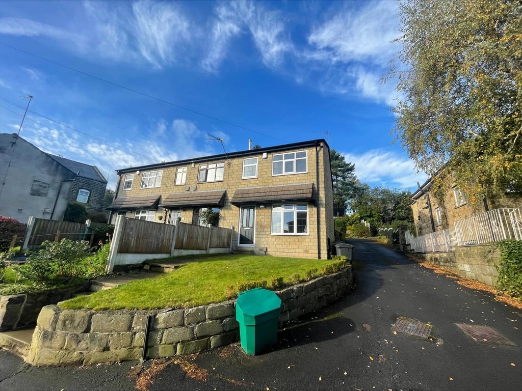 Bachelor Lane, Horsforth, Leeds, West... 3 bed house to rent £1,250