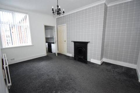 2 bedroom flat for sale, Warwick Road, South Shields