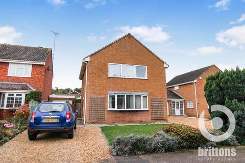 4 bedroom detached house for sale, Furness Close, South Wootton, King's Lynn