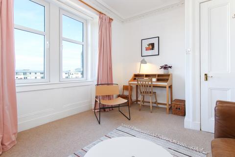 1 bedroom flat for sale, 4 (3F1) Annfield Street, Newhaven, Edinburgh, EH6 4JJ