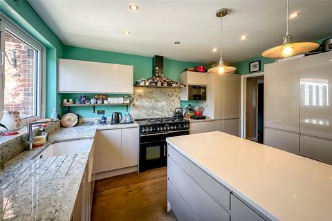 4 bedroom semi-detached house for sale, Radlett Road, Frogmore, St. Albans, Hertfordshire, AL2