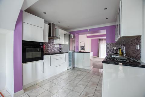 3 bedroom semi-detached house to rent, Round Street, Sole Street, Cobham, Gravesend, Kent