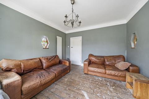340 Bournemouth Park Road, Southend-on-sea, SS2 5LZ
