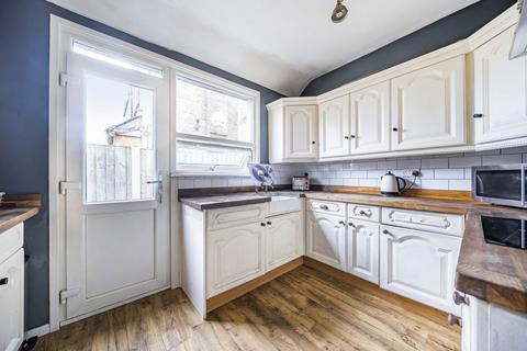 340 Bournemouth Park Road, Southend-on-sea, SS2 5LZ