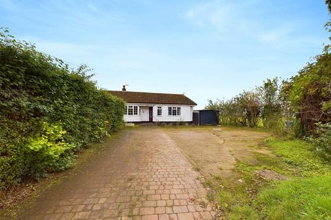 3 bedroom semi-detached bungalow for sale, Summerleys Road, Princes Risborough HP27