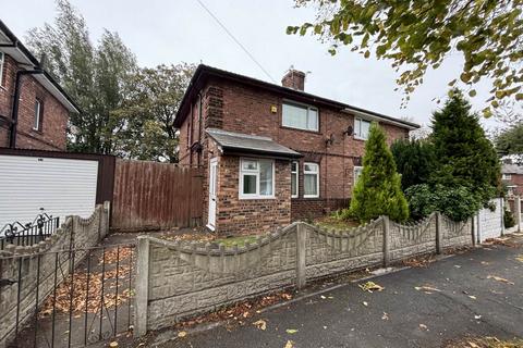 3 bedroom semi-detached house to rent, Reynolds Avenue, St Helens