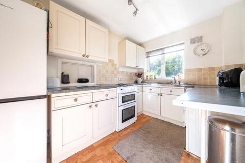 3 bedroom semi-detached house for sale, Thatcham,  Berkshire,  RG19