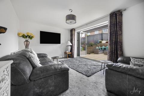 30 Nightingale Park, Neath, SA11 3RX