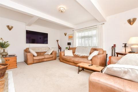 5 bedroom chalet for sale, The Close, Horley, Surrey