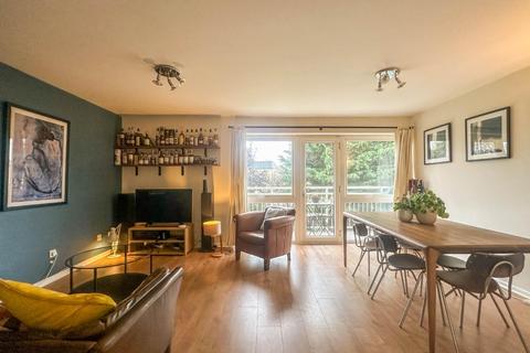 46 Bishops Court, Trumpington, Cambridge, CB2 9NN