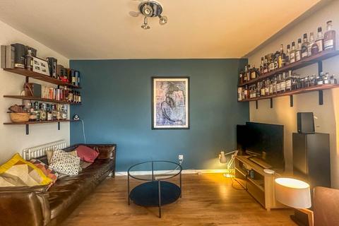 46 Bishops Court, Trumpington, Cambridge, CB2 9NN