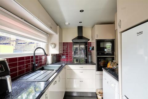 1 bedroom houseboat for sale, Swan Island, Twickenham, TW1