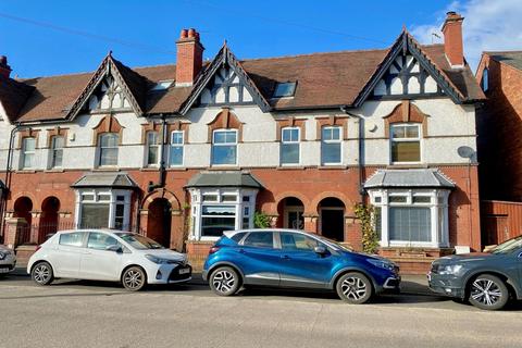 4 bedroom terraced house for sale, Brook Road, Stourbridge DY8