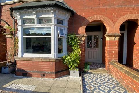 4 bedroom terraced house for sale, Brook Road, Stourbridge DY8