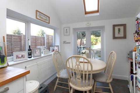 7 Brook Road, Stourbridge, DY8 1NQ