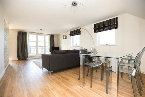 3 bedroom penthouse to rent, Mariners Wharf, Newcastle Upon Tyne NE1